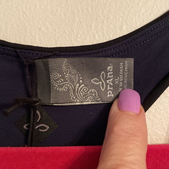 PRANA Momento Crop Top Size XL - Picture 3 of 6